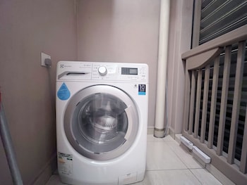 dorsett hartamas mont kiara kuala lumpur