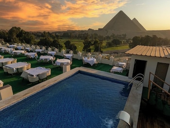 sahary pyramids view hotel