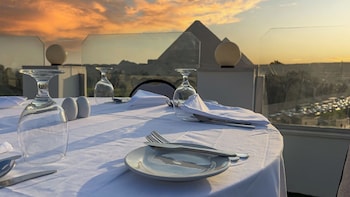 sahary pyramids view hotel