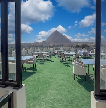 sahary pyramids view hotel