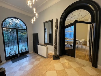 Villa Damseaux,,4 star