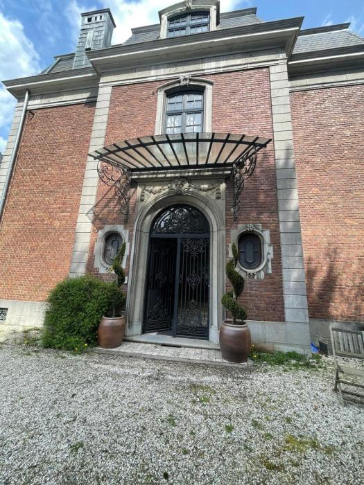 villa damseaux