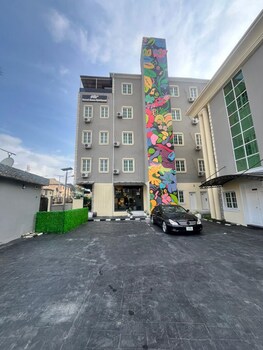 sweet home hotel and apartments