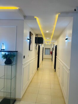 sweet home hotel and apartments
