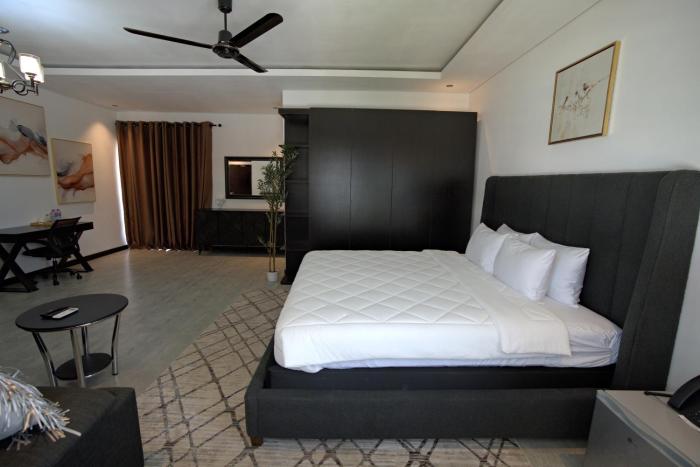 newport hotel