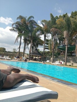 The Sportmans Arms Hotel,,3 star