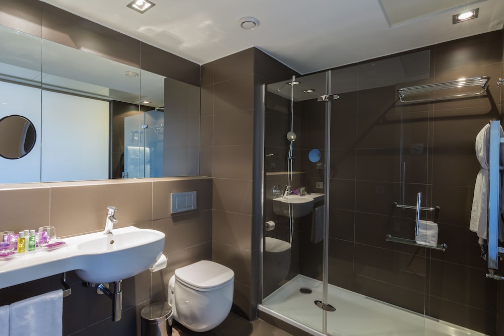 voco madrid retiro by ihg