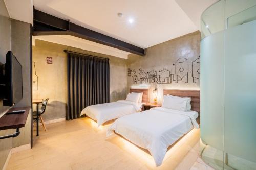 the all new stark boutique hotel