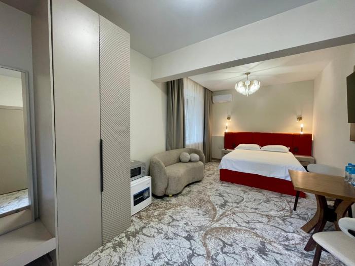 naya hotel