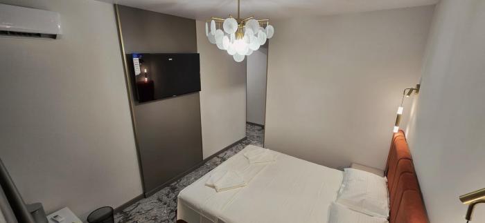 naya hotel