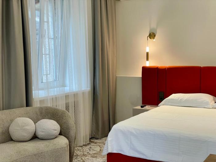 naya hotel