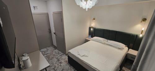 naya hotel