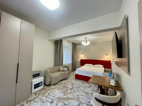 naya hotel