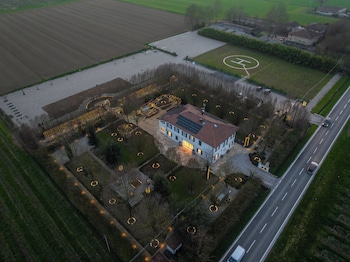 maison chambre and jardin