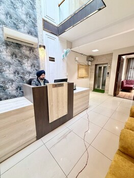 hotel maria