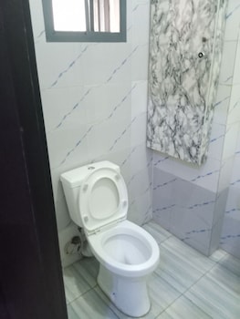 de bay lux hotel lekki lagos