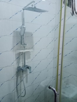 de bay lux hotel lekki lagos