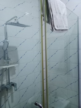 de bay lux hotel lekki lagos