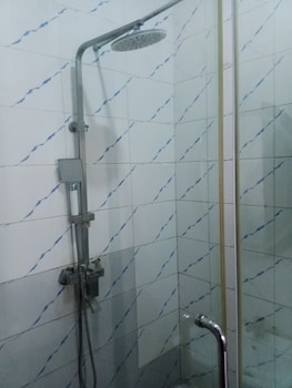 de bay lux hotel lekki lagos