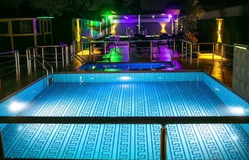 de bay lux hotel lekki lagos