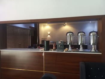 de bay lux hotel lekki lagos