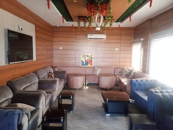 de bay lux hotel lekki lagos