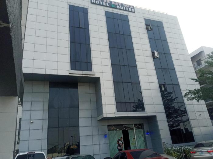 de bay lux hotel lekki lagos