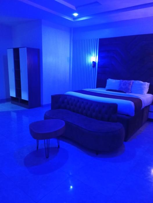 de bay lux hotel lekki lagos