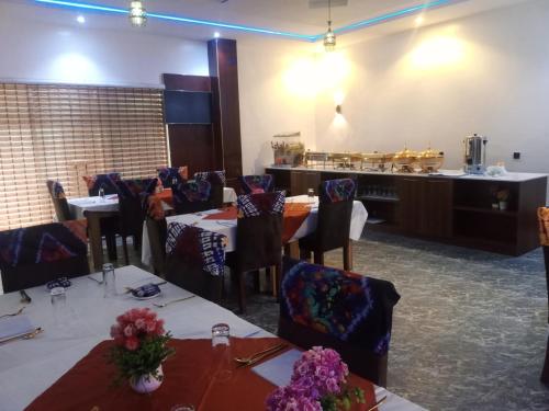 de bay lux hotel lekki lagos