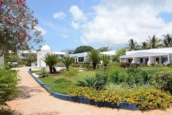 canary kendwa beach resort