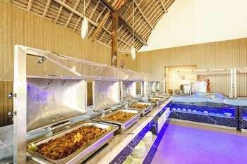 canary kendwa beach resort