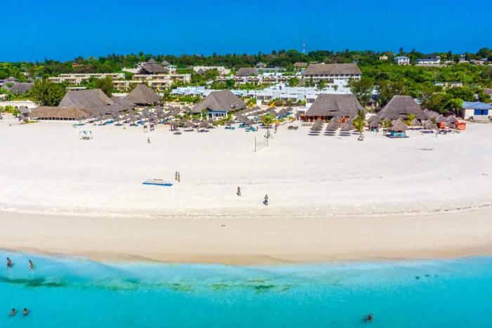 canary kendwa beach resort