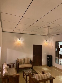 Sweden Villa Galle,,2 star