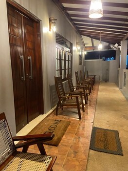 Sweden Villa Galle,,2 star