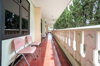 rehat at abadi hotel tasikmalaya