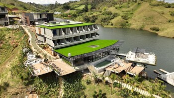 roka hotel