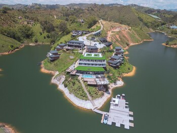 roka hotel