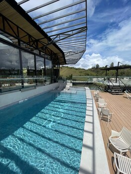 roka hotel