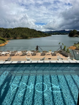 roka hotel
