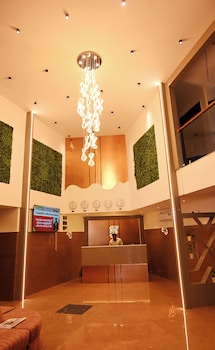 hotel south forest
