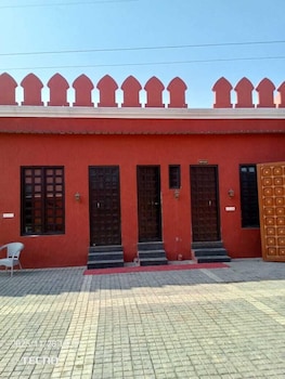 Krishna Farm,,3 star