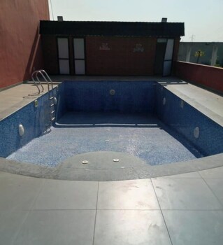 Krishna Farm,,3 star