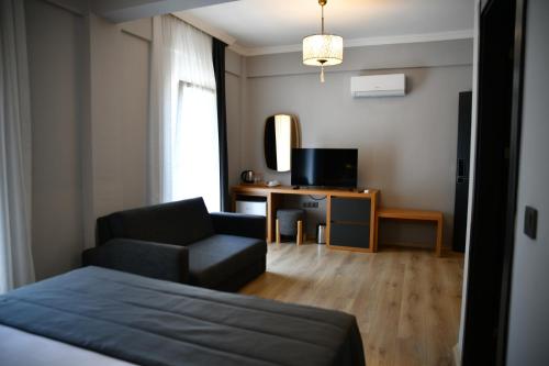 myella marina hotel