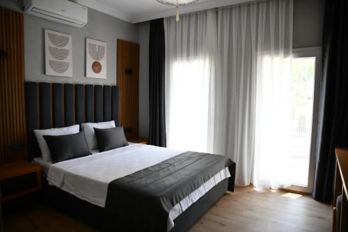 myella marina hotel