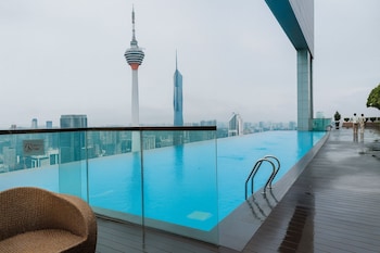 the platinum klcc by stayflow