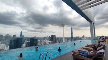 the platinum klcc by stayflow