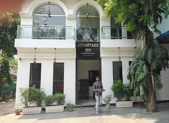 Hotel Advantage Inn,,4 star