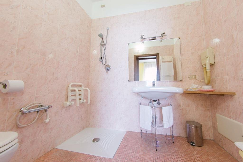 Hotel Brusco,Castelfranco Veneto>>Caldiero,3 star