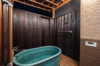 Villa Dogika Takashima,,4 star