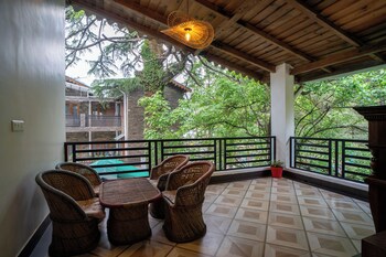 deodar bungalow and cottage by trikone